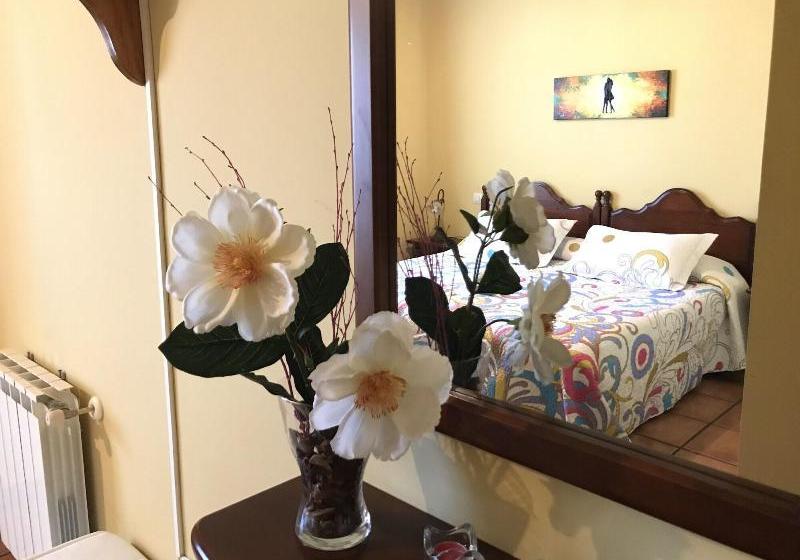 펜션 Posada Mediavia