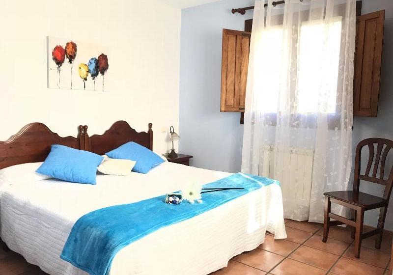 펜션 Posada Mediavia