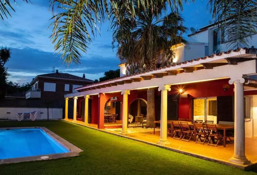Villa Bouganvillea