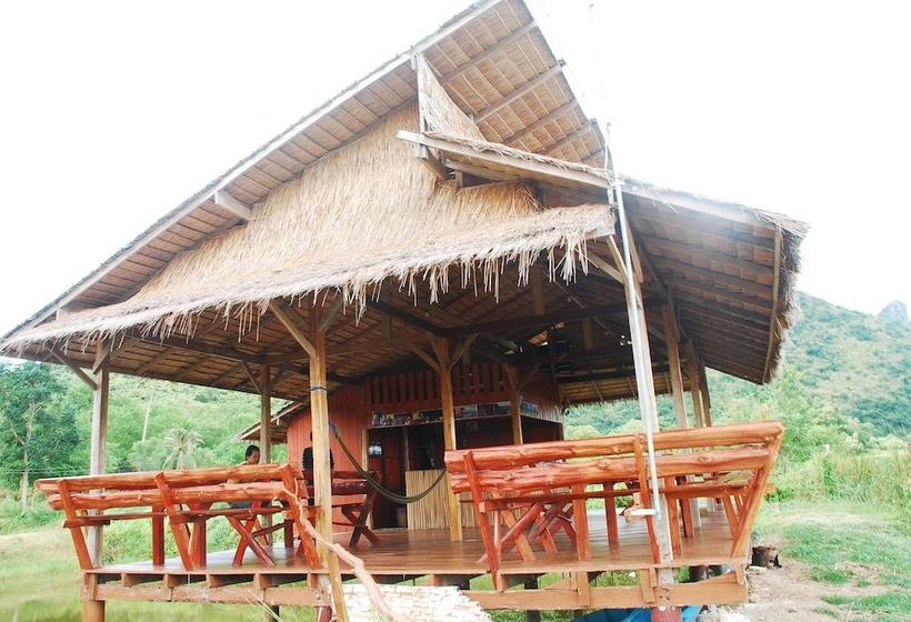 هاستل Cbt Thung Samroiyod