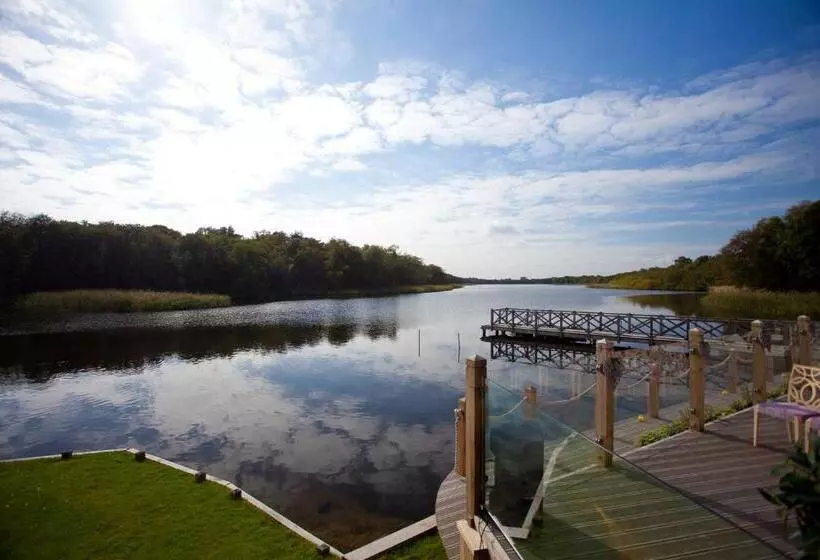 Hostelli The Boathouse