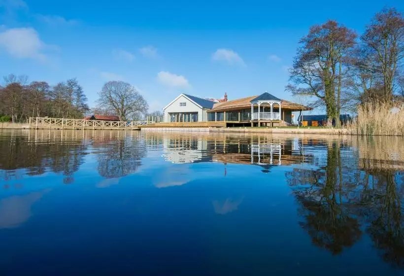 Hostelli The Boathouse