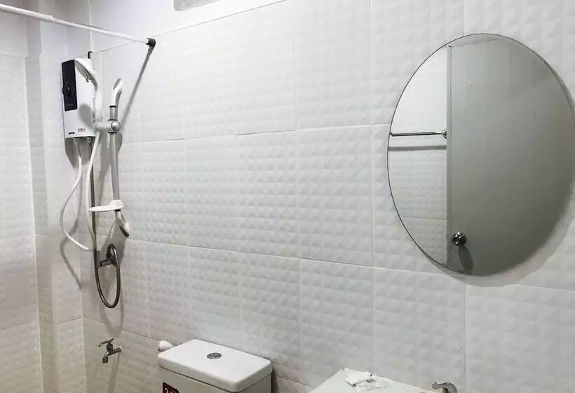 Hotelli Bussarin Apartment