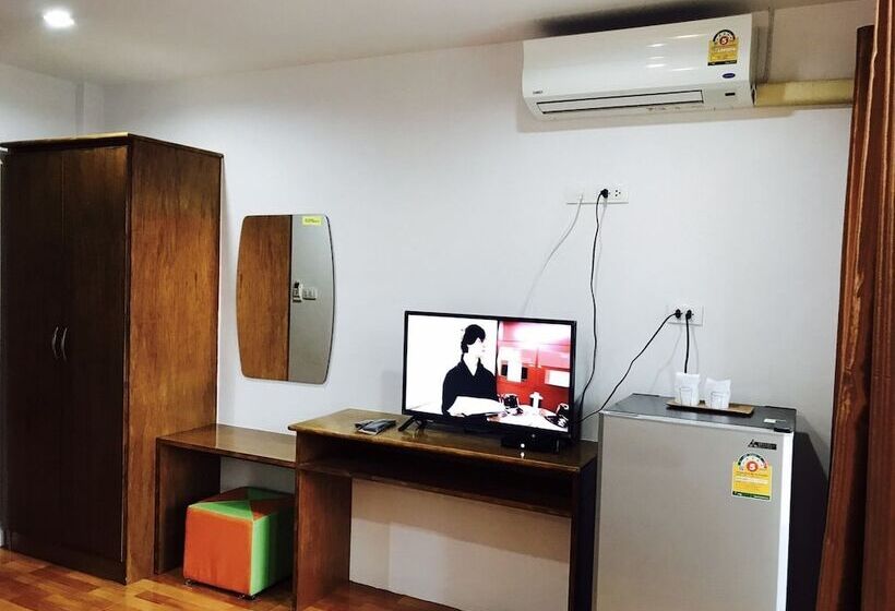 호텔 Bussarin Apartment