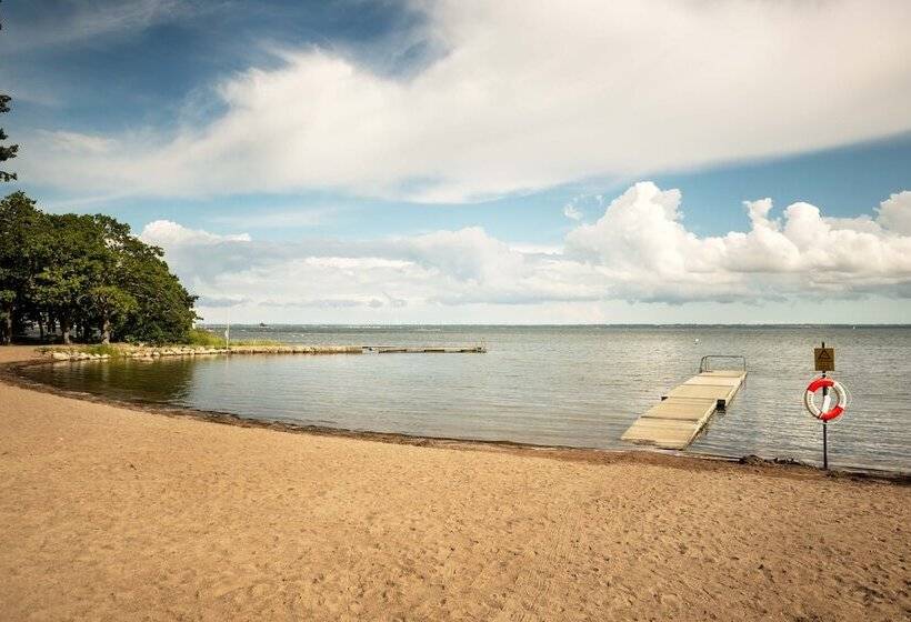 هتل First Camp Stensokalmar