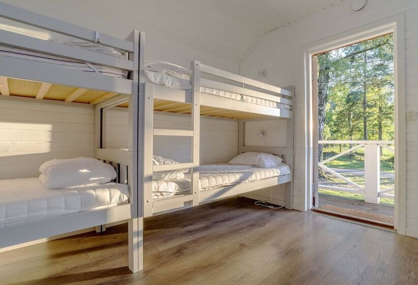 هتل First Camp Stensokalmar