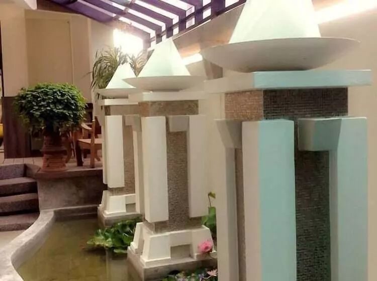 هتل Light House Residence
