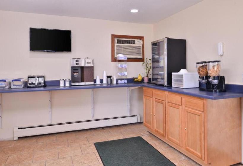 Мотель Red Carpet Inn