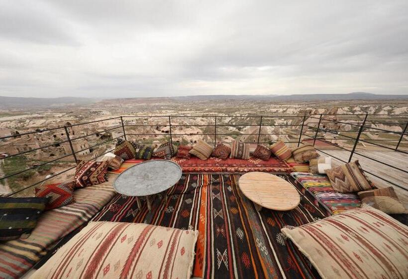 بنسيون Helike Cave Suites