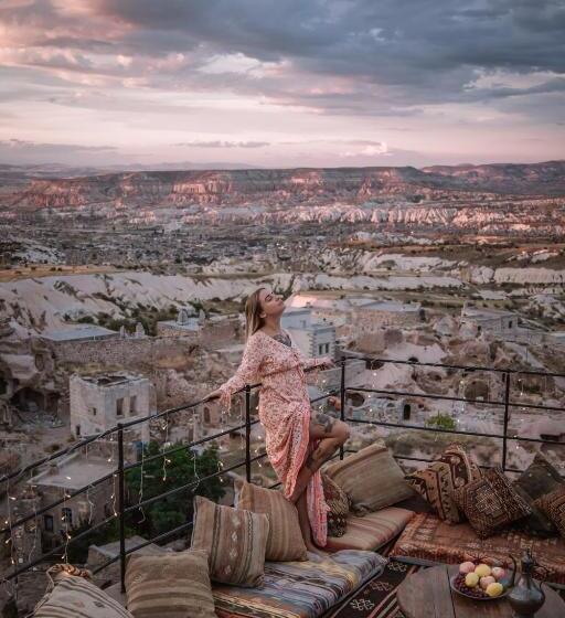 بنسيون Helike Cave Suites