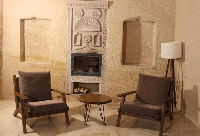 بنسيون Helike Cave Suites