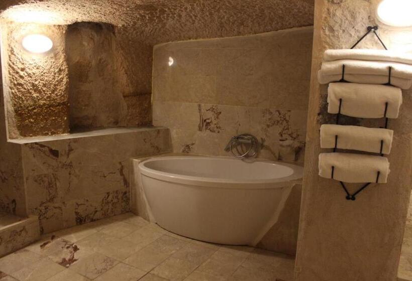 بنسيون Helike Cave Suites
