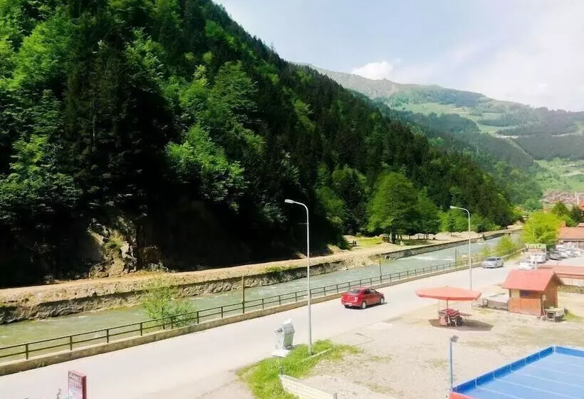 Uğur Motel