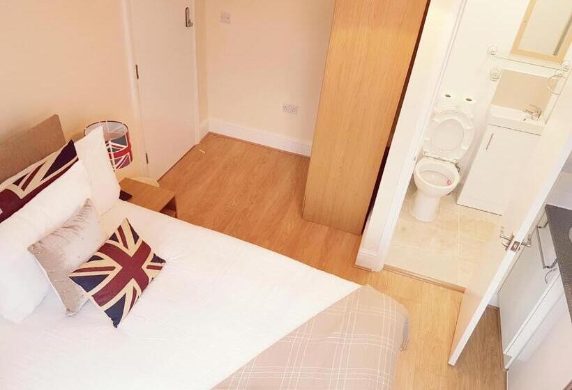 مبيت وإفطار Kathleen House Plus