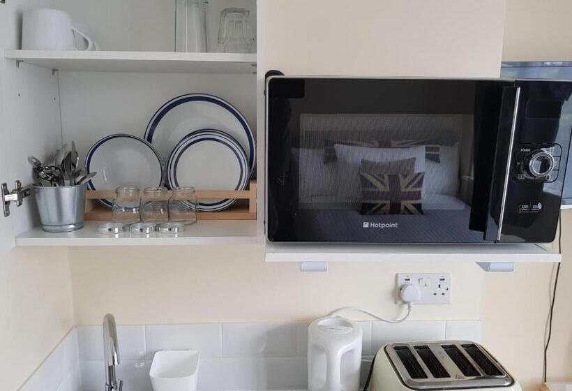 مبيت وإفطار Kathleen House Plus