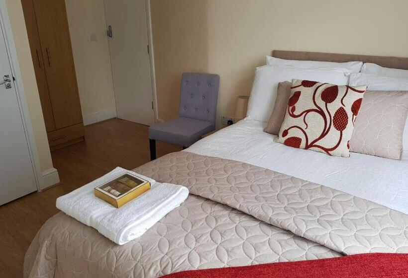 مبيت وإفطار Kathleen House Plus