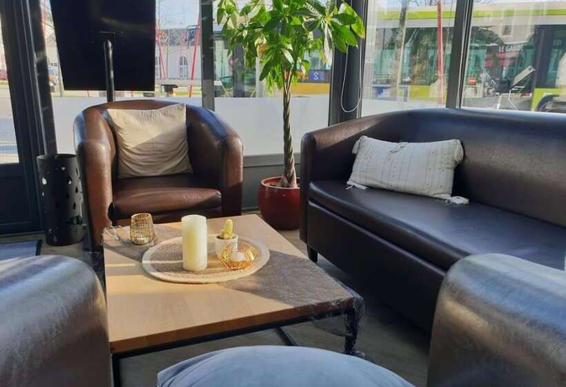 هتل De La Gare  Restaurant Bistro Quai