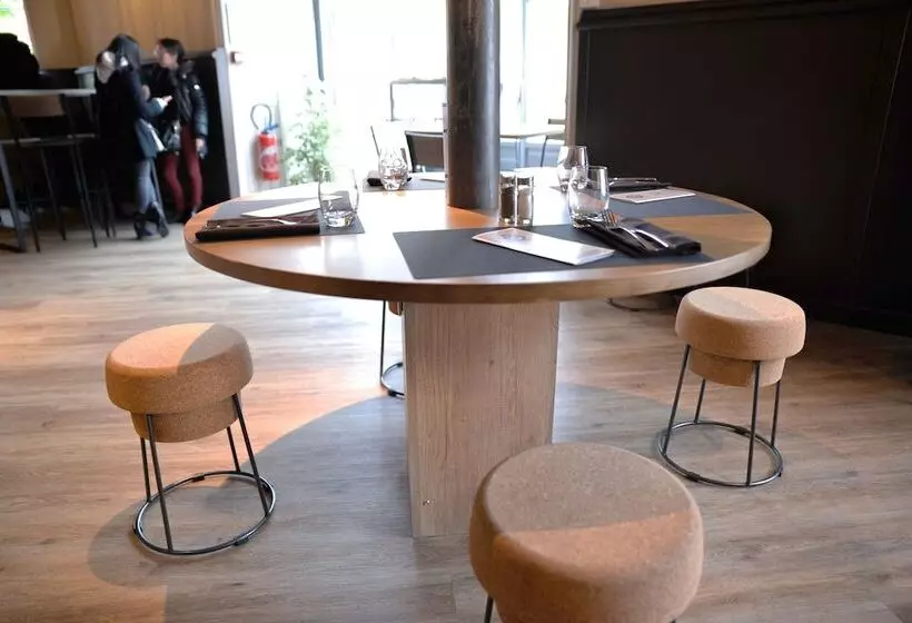 Hotelli De La Gare  Restaurant Bistro Quai