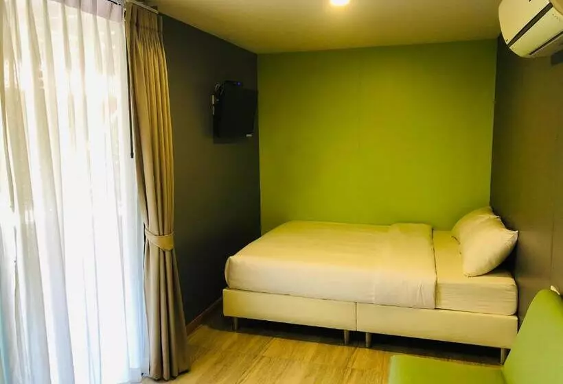Hotelli Inn Box Cha Am