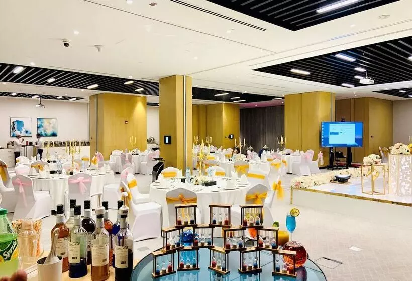 هتل Millennium Al Barsha