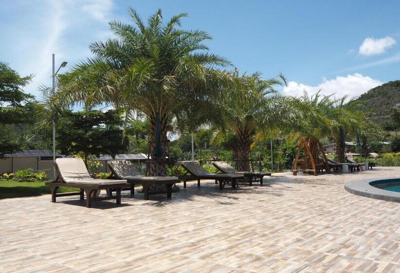 هتل Mountain View Resort