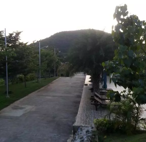 ホテル Mountain View Resort