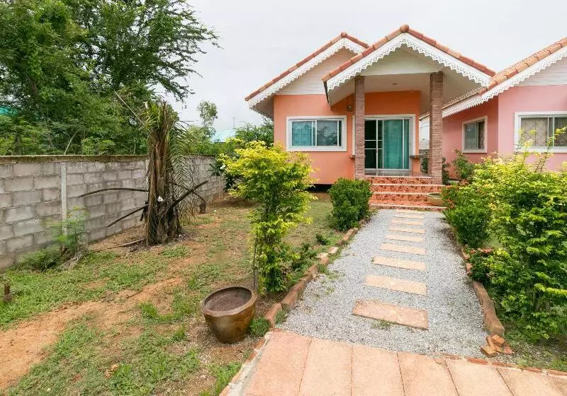 ホテル Sansuk Resort