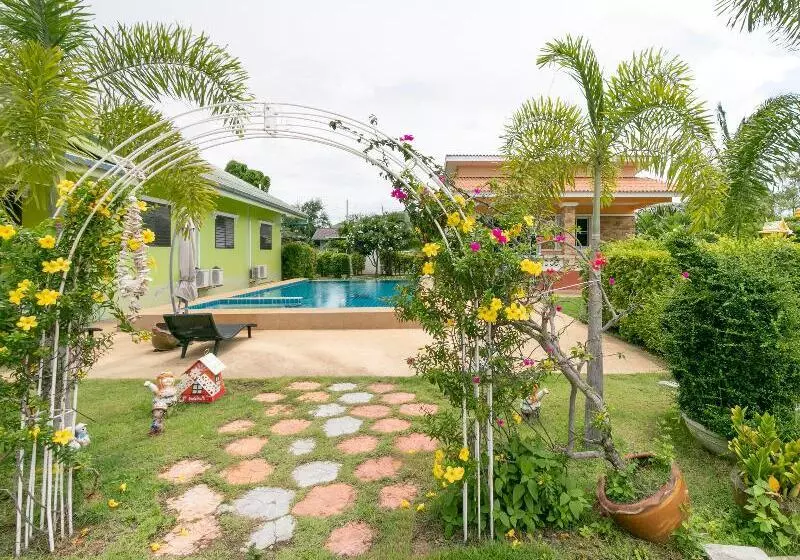 ホテル Sansuk Resort