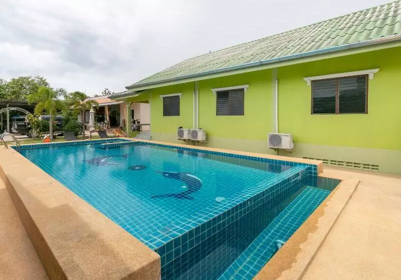 ホテル Sansuk Resort