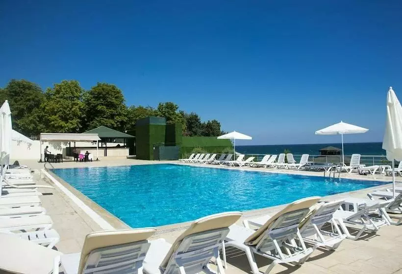 Hotelli Sayeban Resort & Spa