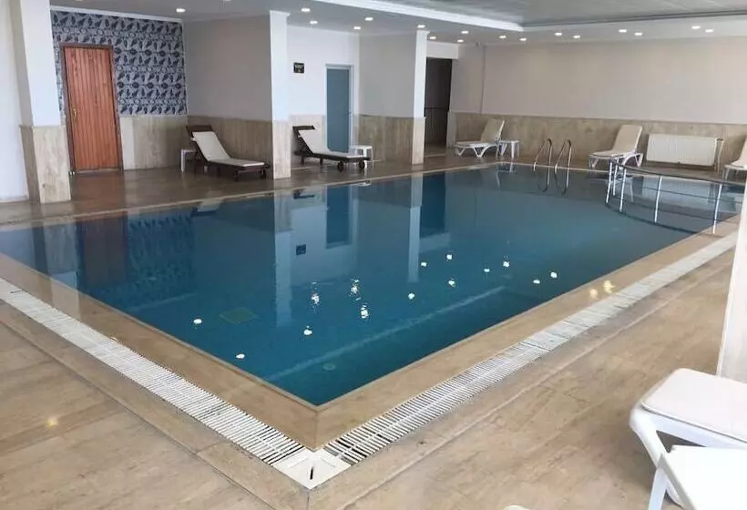 Hotelli Sayeban Resort & Spa