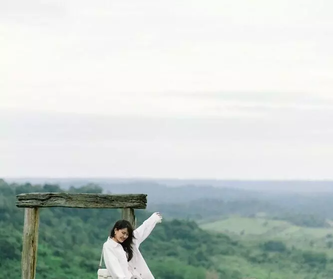 Hotelli The Proud Green Garden Hill Resort