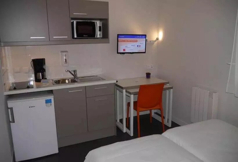 Montempô Apparthôtel Paris Vélizy