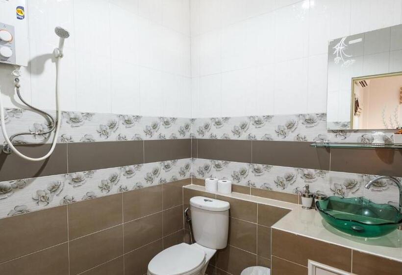 Pensão Bangtao Guest House