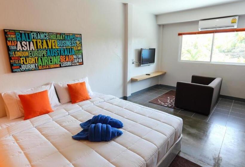 Pensió Bangtao Guest House