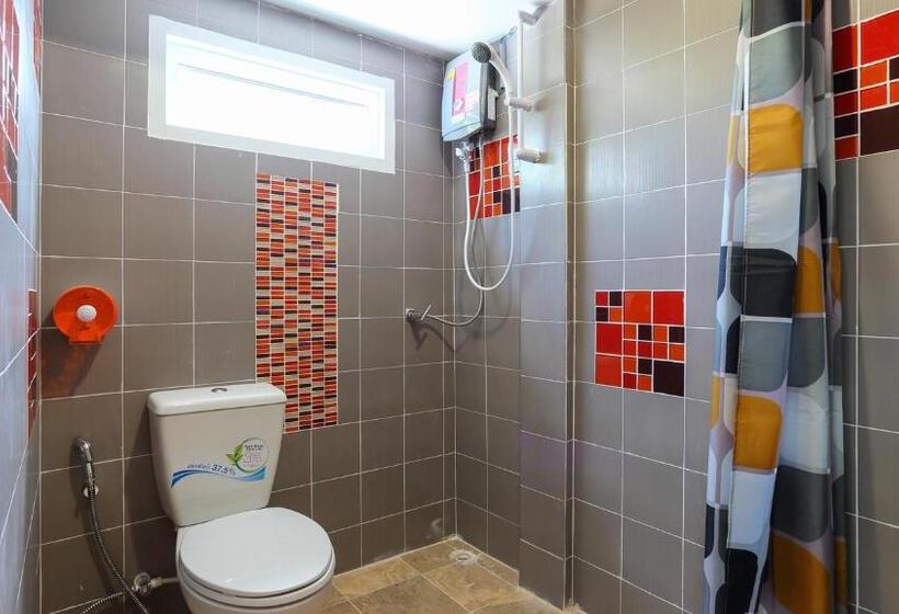 Pensão Bangtao Guest House