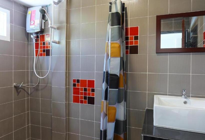 Pensió Bangtao Guest House