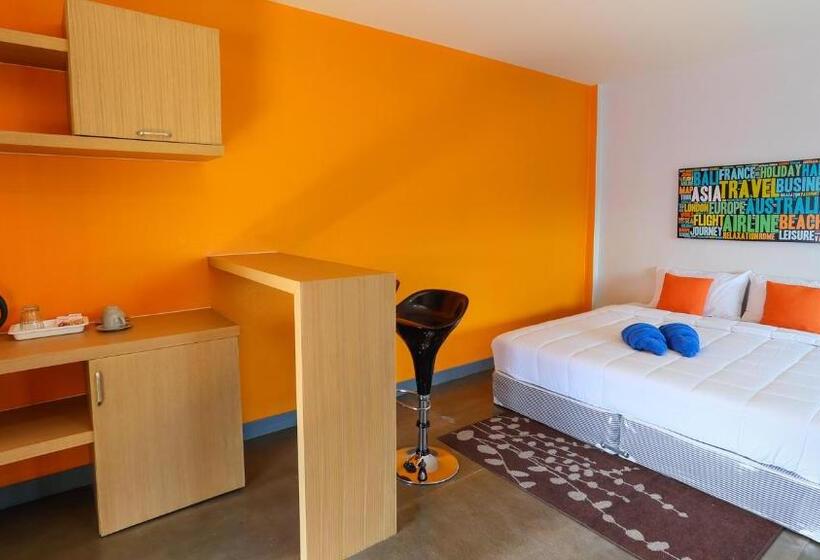 Pensió Bangtao Guest House