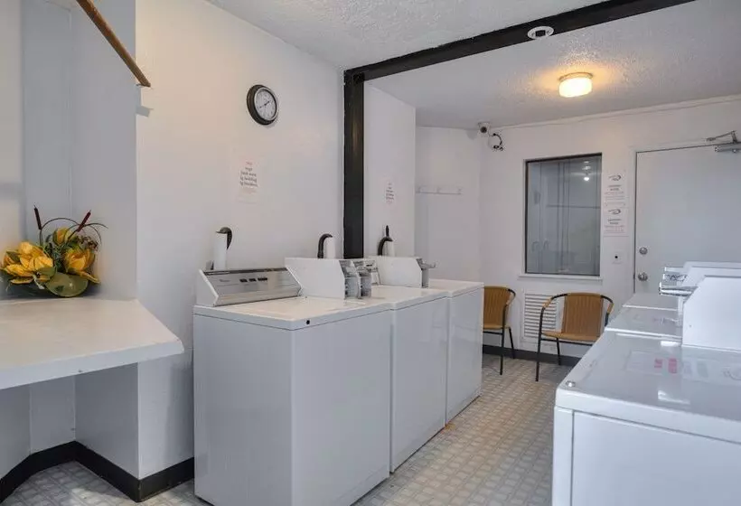 Surftides Plaza Rentals