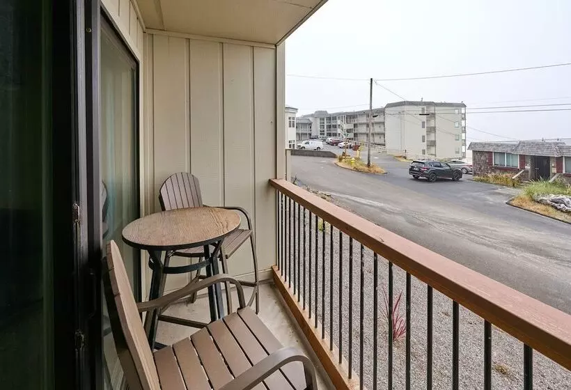 Surftides Plaza Rentals