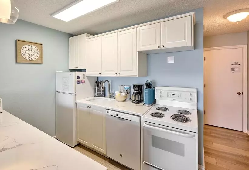 Surftides Plaza Rentals