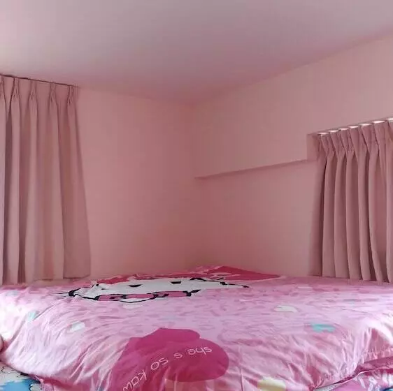 Alice Wonderland B&b