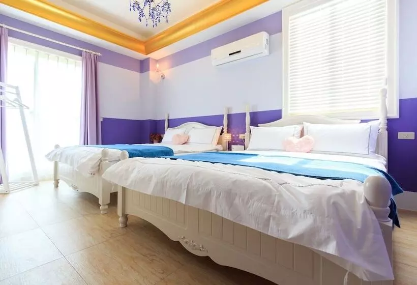 Alice Wonderland B&b