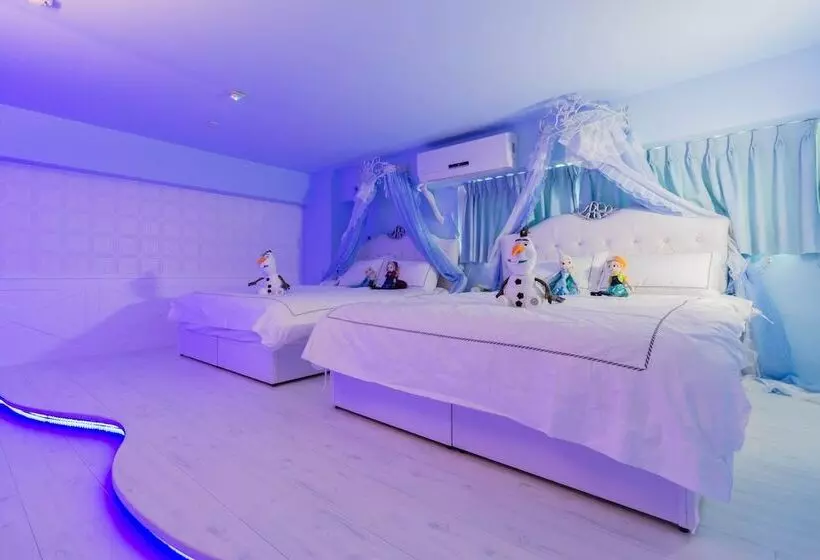 Alice Wonderland B&b