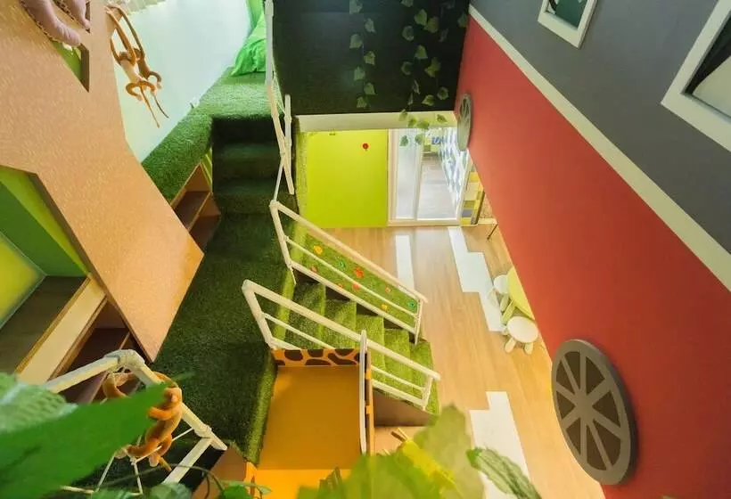 Alice Wonderland B&b