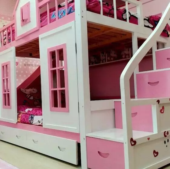 Alice Wonderland B&b