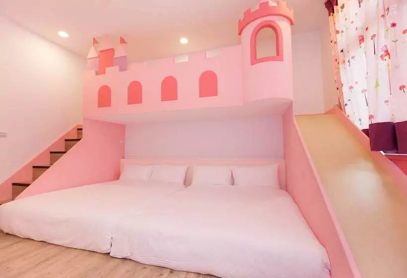 تختخواب و صبحانه Dream Out Of Eggs And Children