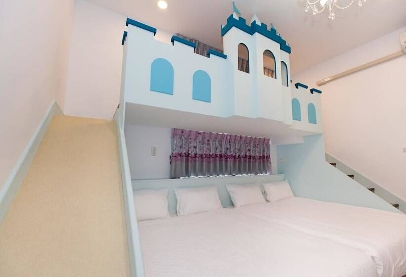 تختخواب و صبحانه Dream Out Of Eggs And Children