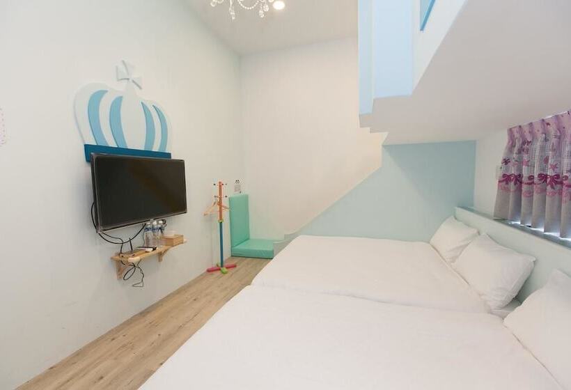 تختخواب و صبحانه Dream Out Of Eggs And Children