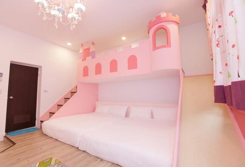 تختخواب و صبحانه Dream Out Of Eggs And Children